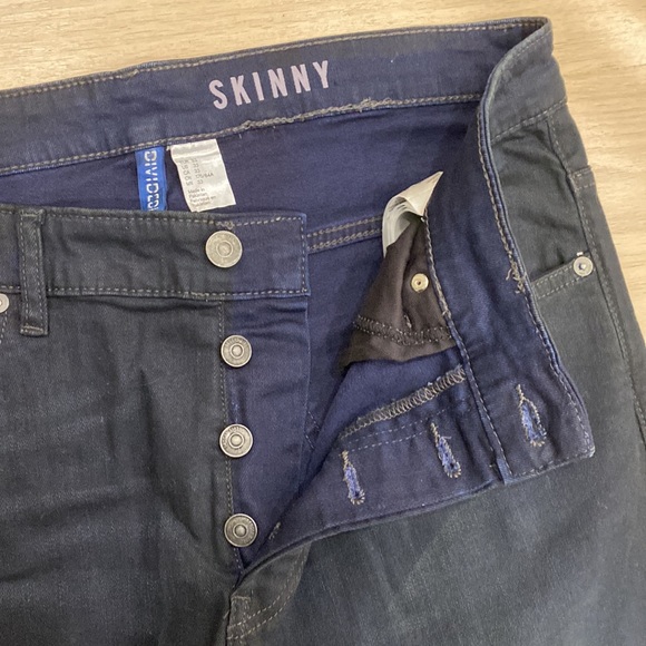 Size 33 - Men’s H&M Divided Skinny Jeans - Picture 5 of 10
